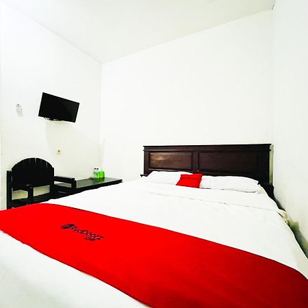 Reddoorz At Krisan Kendari Hotel Pulupanda Екстериор снимка