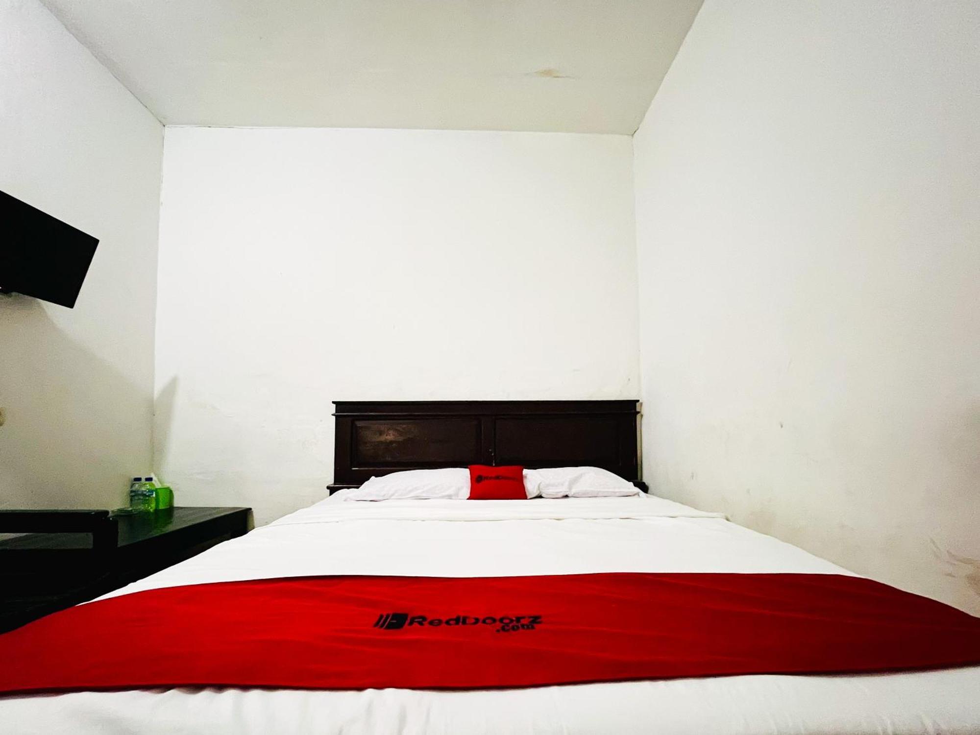 Reddoorz At Krisan Kendari Hotel Pulupanda Екстериор снимка