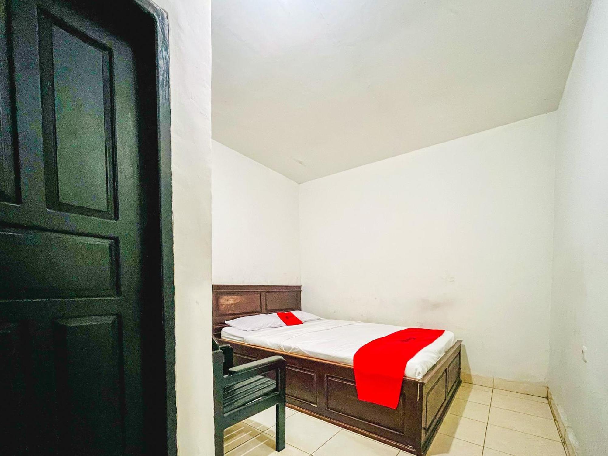 Reddoorz At Krisan Kendari Hotel Pulupanda Екстериор снимка