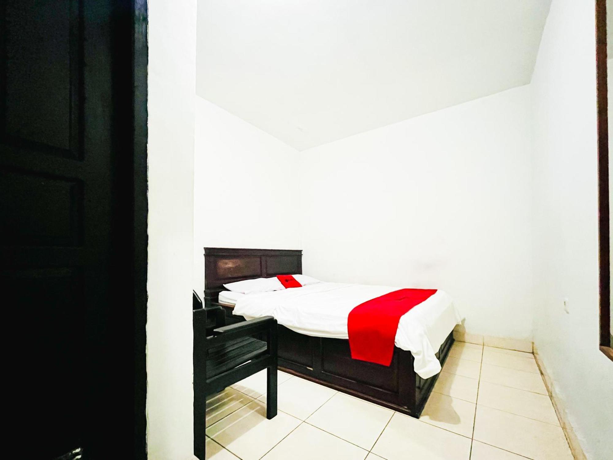 Reddoorz At Krisan Kendari Hotel Pulupanda Екстериор снимка