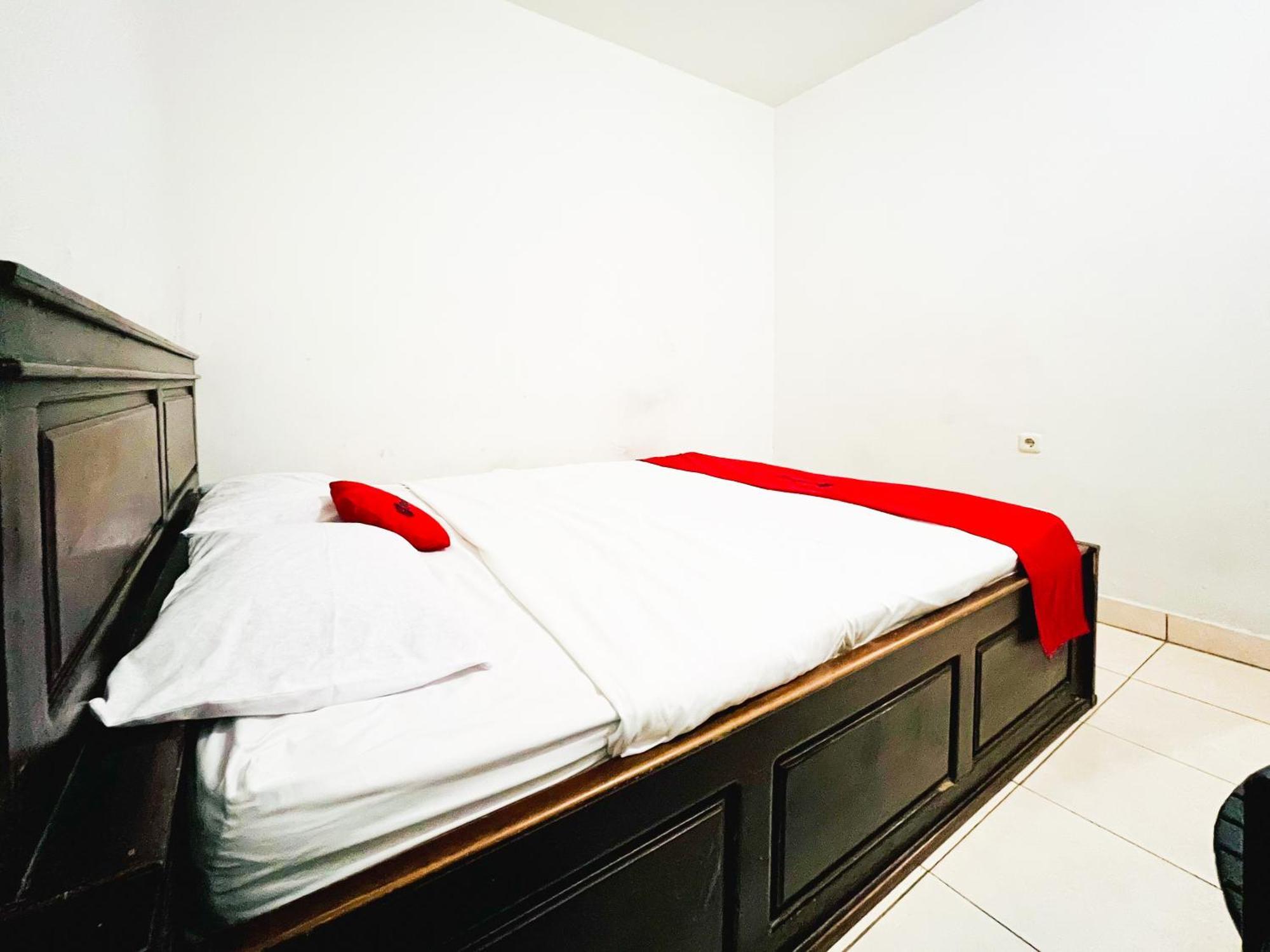 Reddoorz At Krisan Kendari Hotel Pulupanda Екстериор снимка