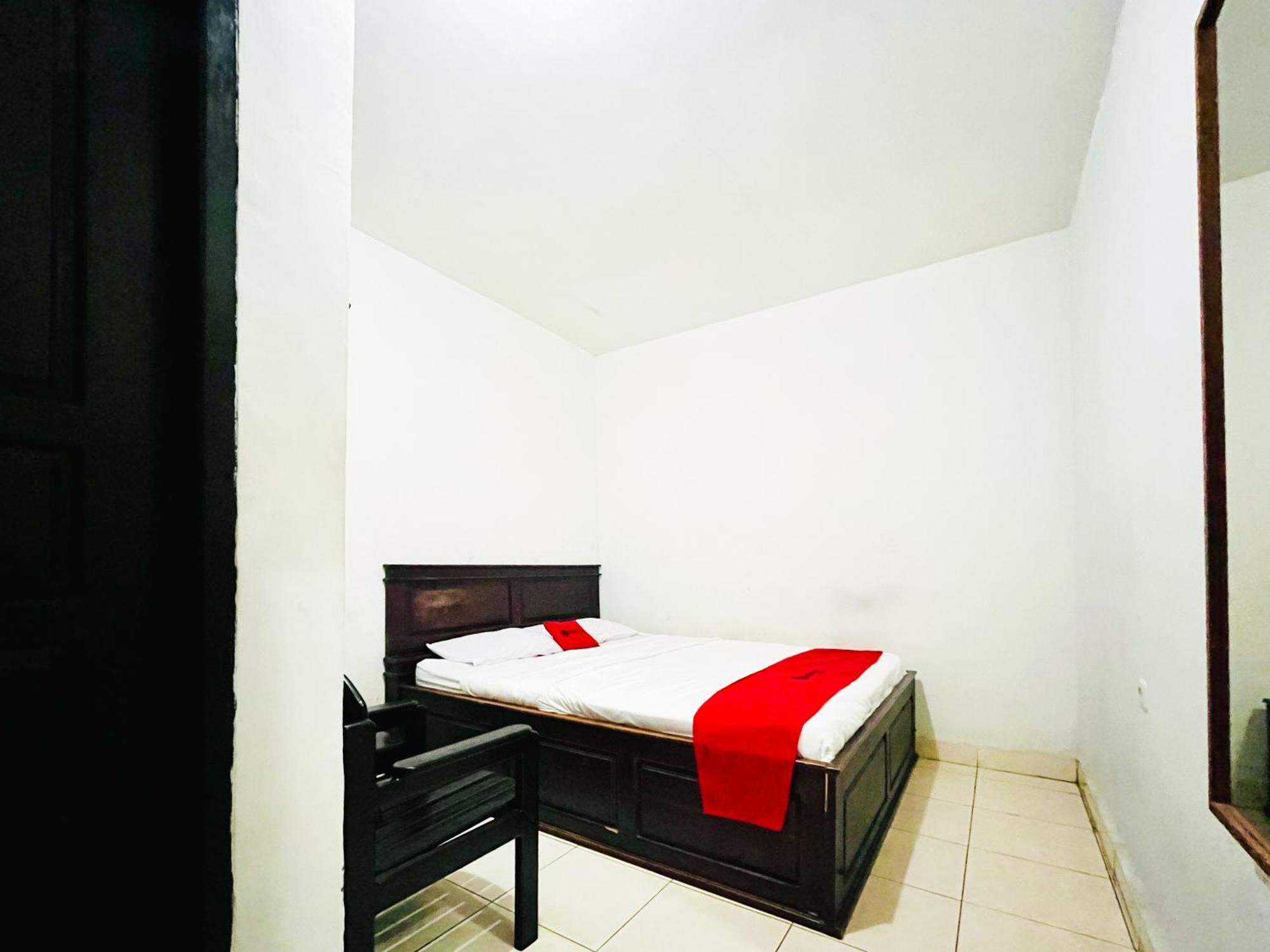 Reddoorz At Krisan Kendari Hotel Pulupanda Екстериор снимка