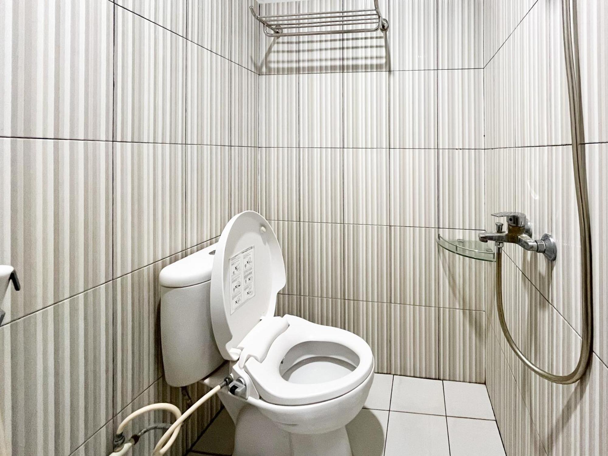 Reddoorz At Krisan Kendari Hotel Pulupanda Екстериор снимка