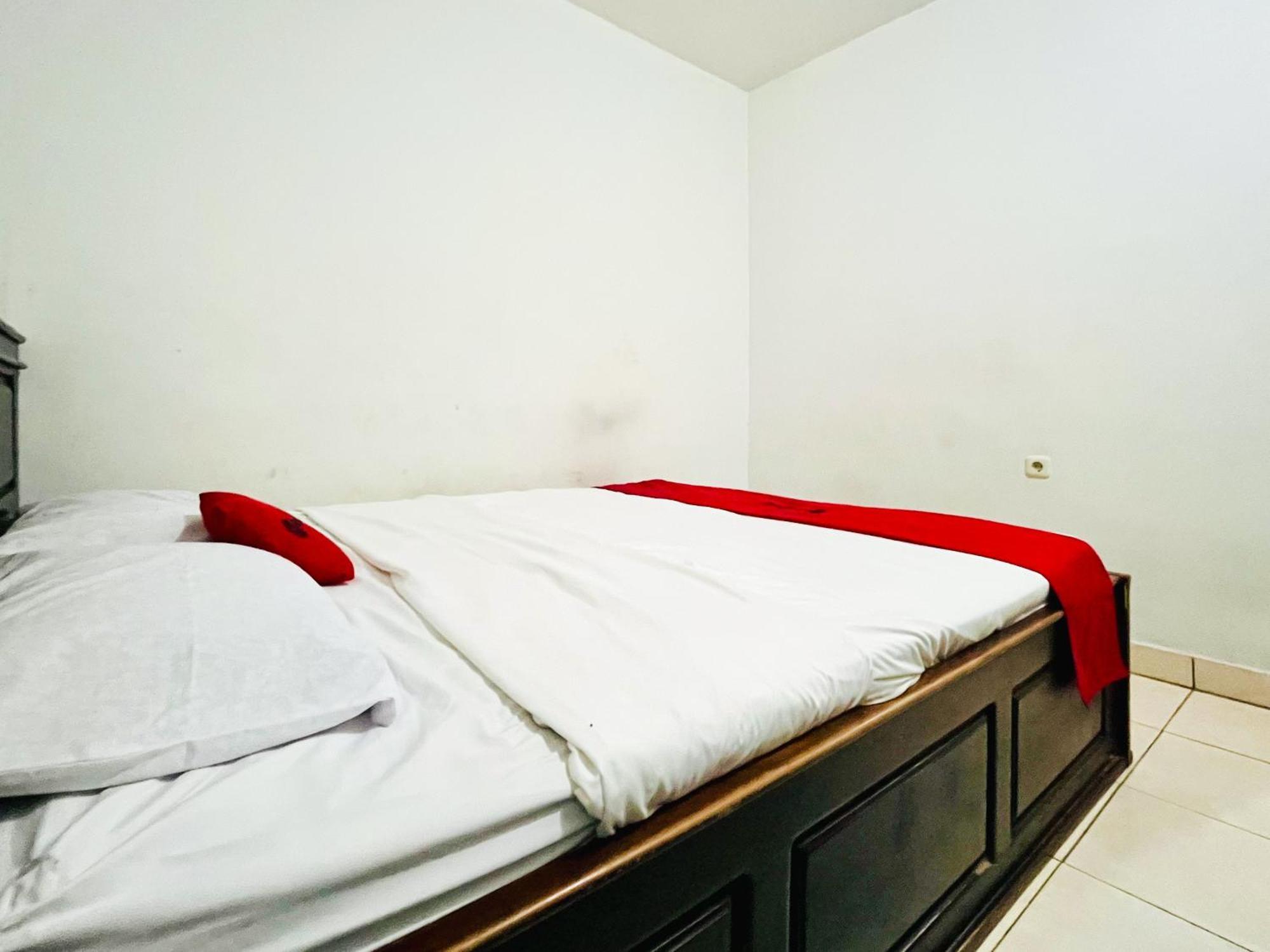 Reddoorz At Krisan Kendari Hotel Pulupanda Екстериор снимка