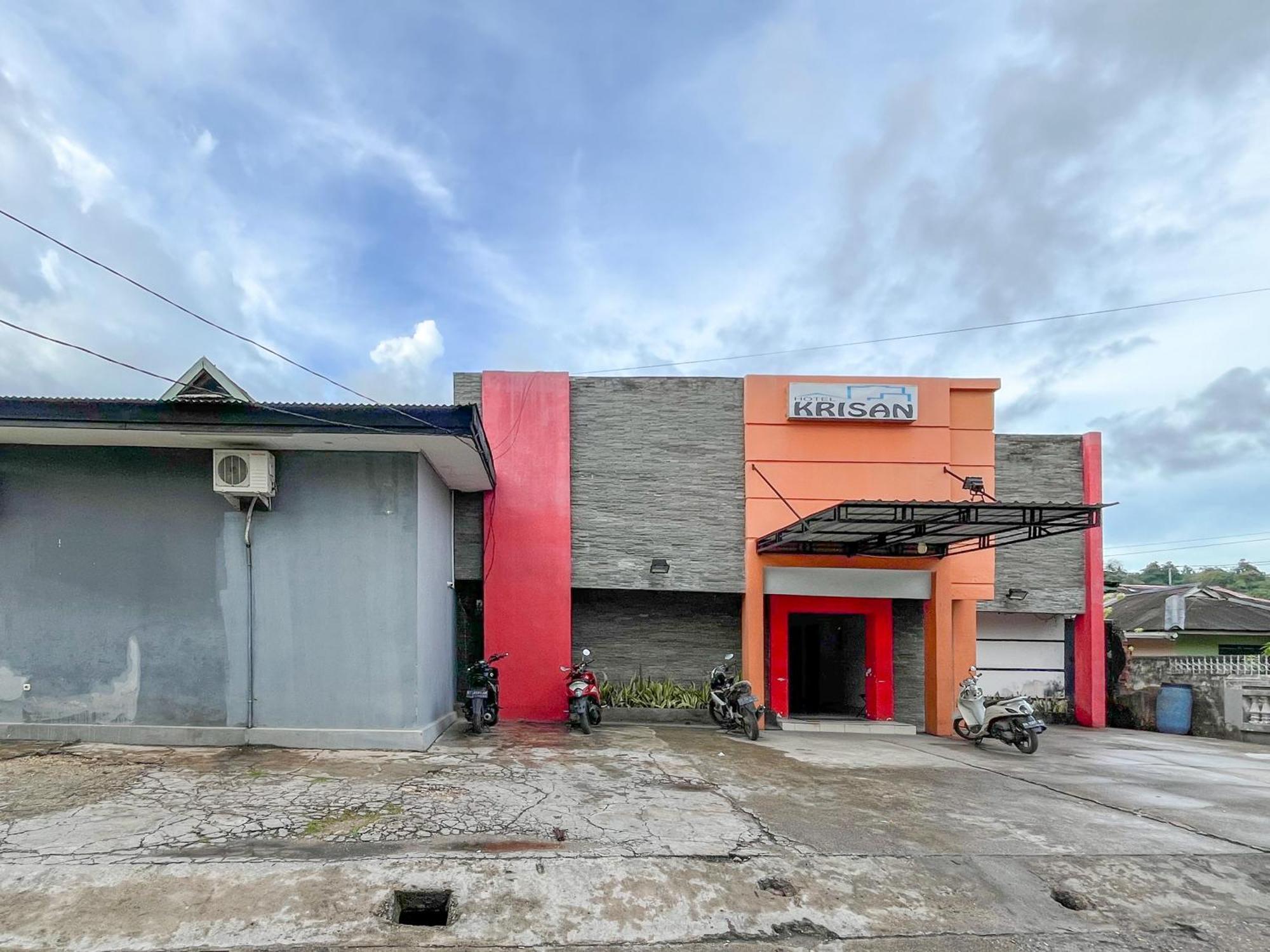 Reddoorz At Krisan Kendari Hotel Pulupanda Екстериор снимка